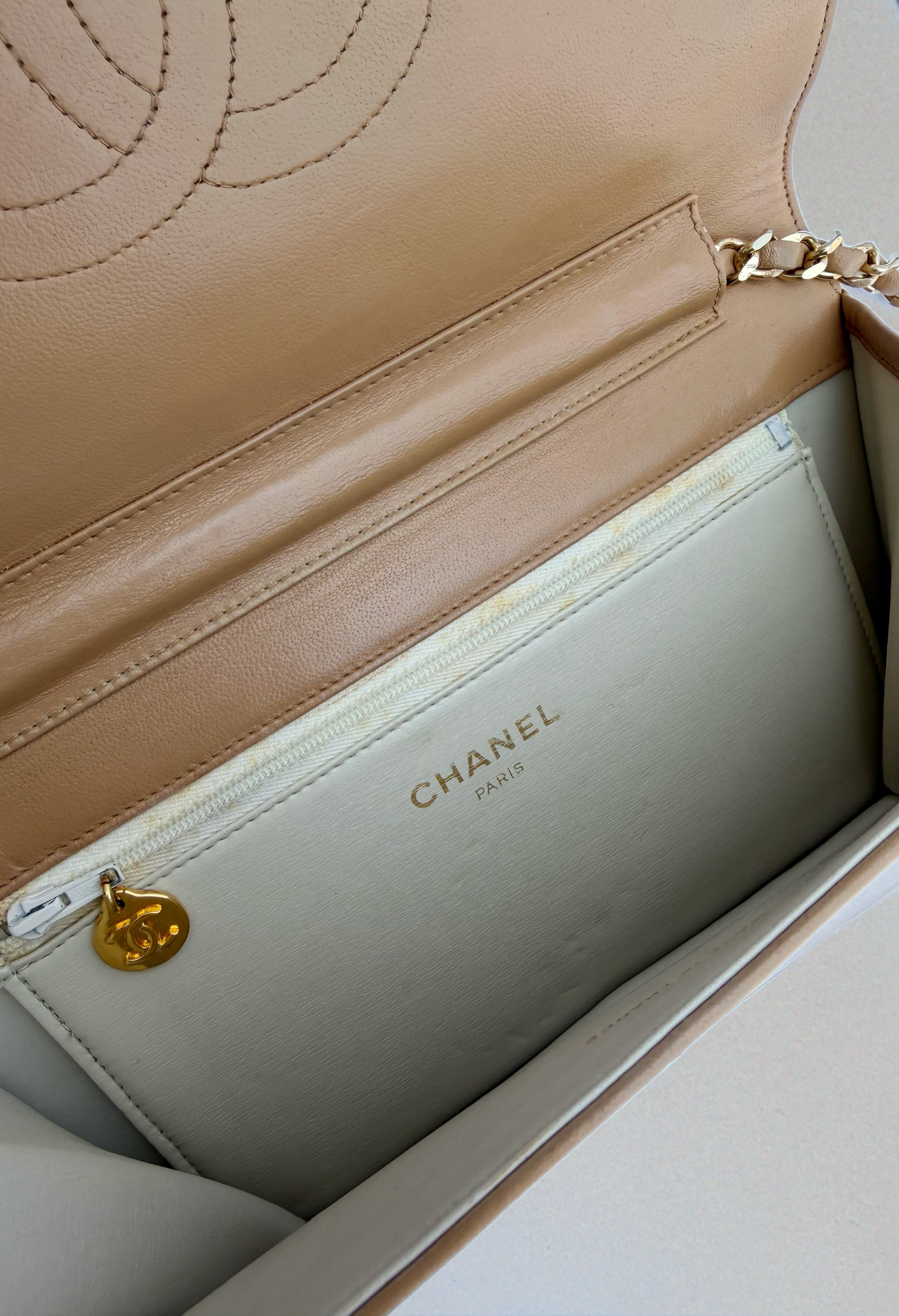 CHANEL WALLET ON CHAIN - 1984-1986
