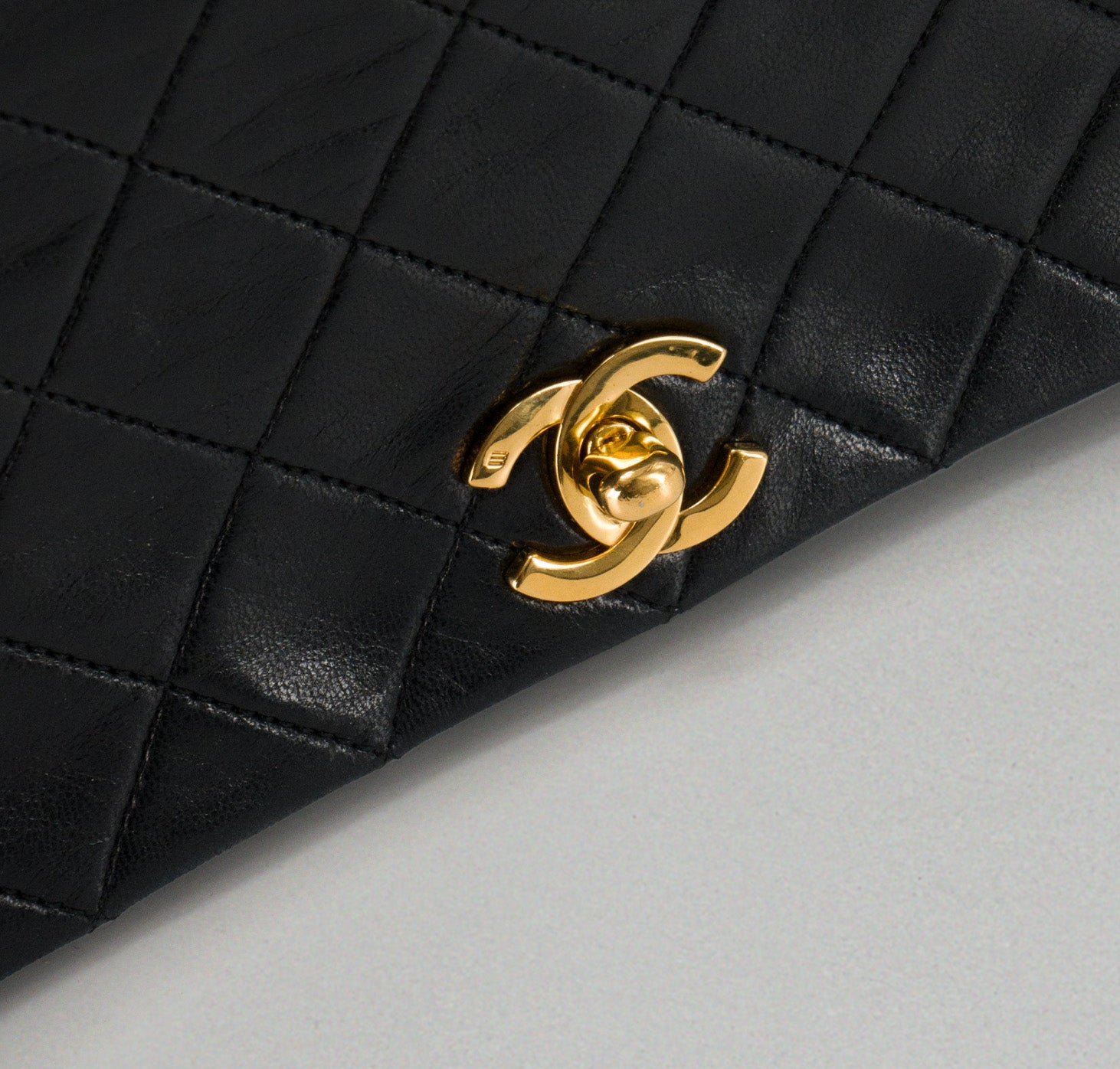 CHANEL CLASSIC FLAP - 1989-1991