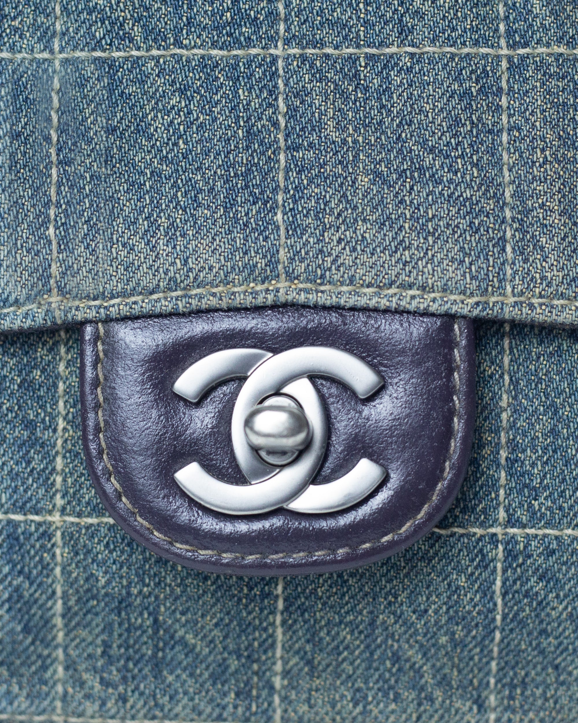 CHANEL CHOCOLATE BAR - 2000-2002