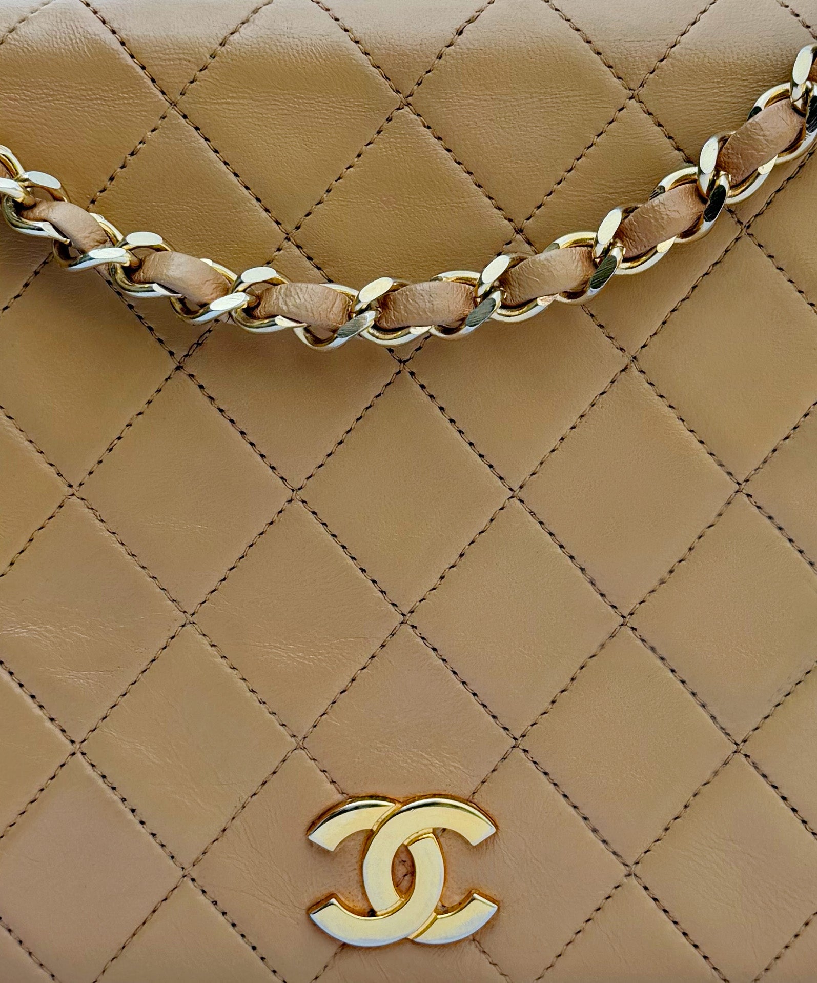 CHANEL WALLET ON CHAIN - 1984-1986
