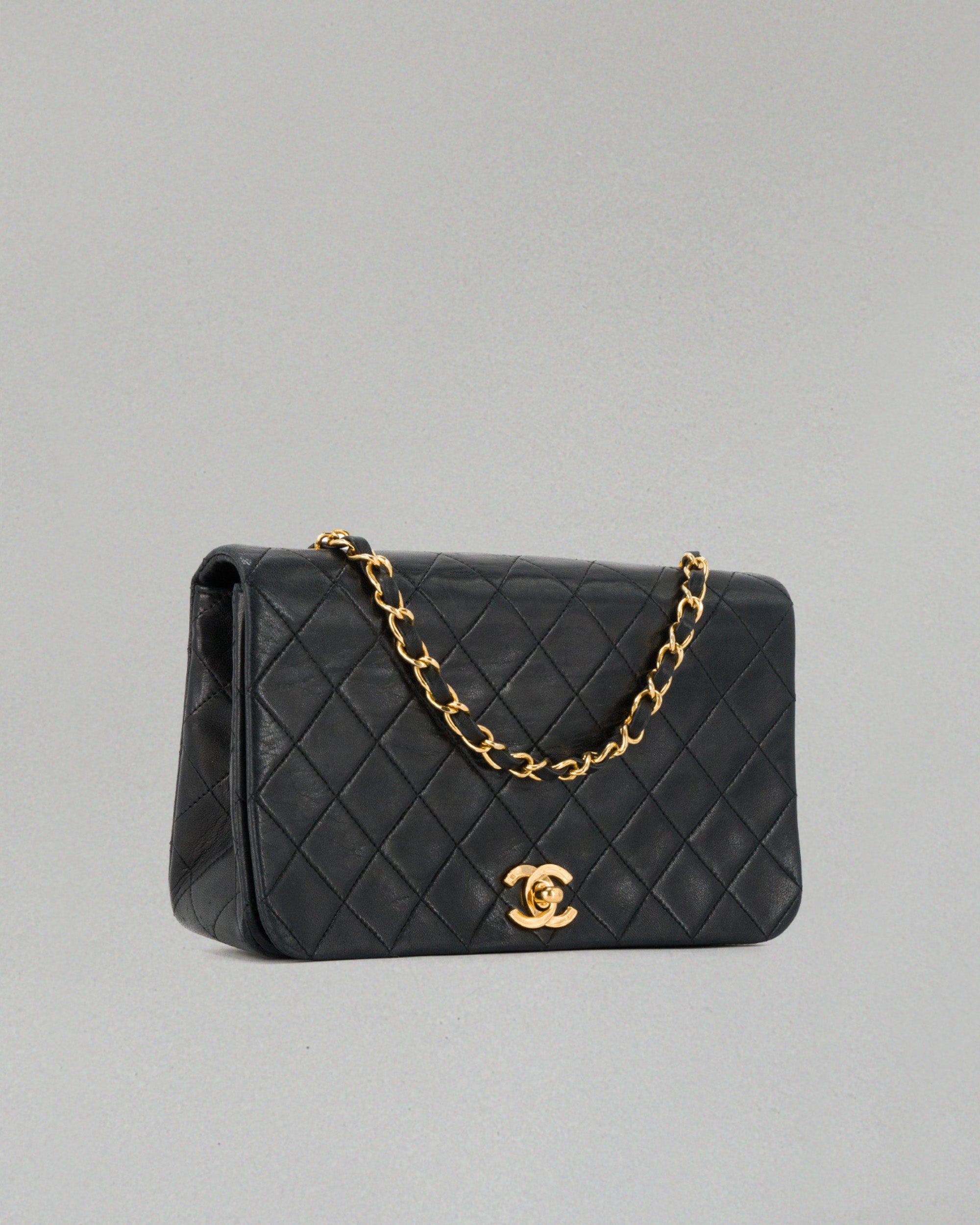 CHANEL CLASSIC FLAP - 1989-1991