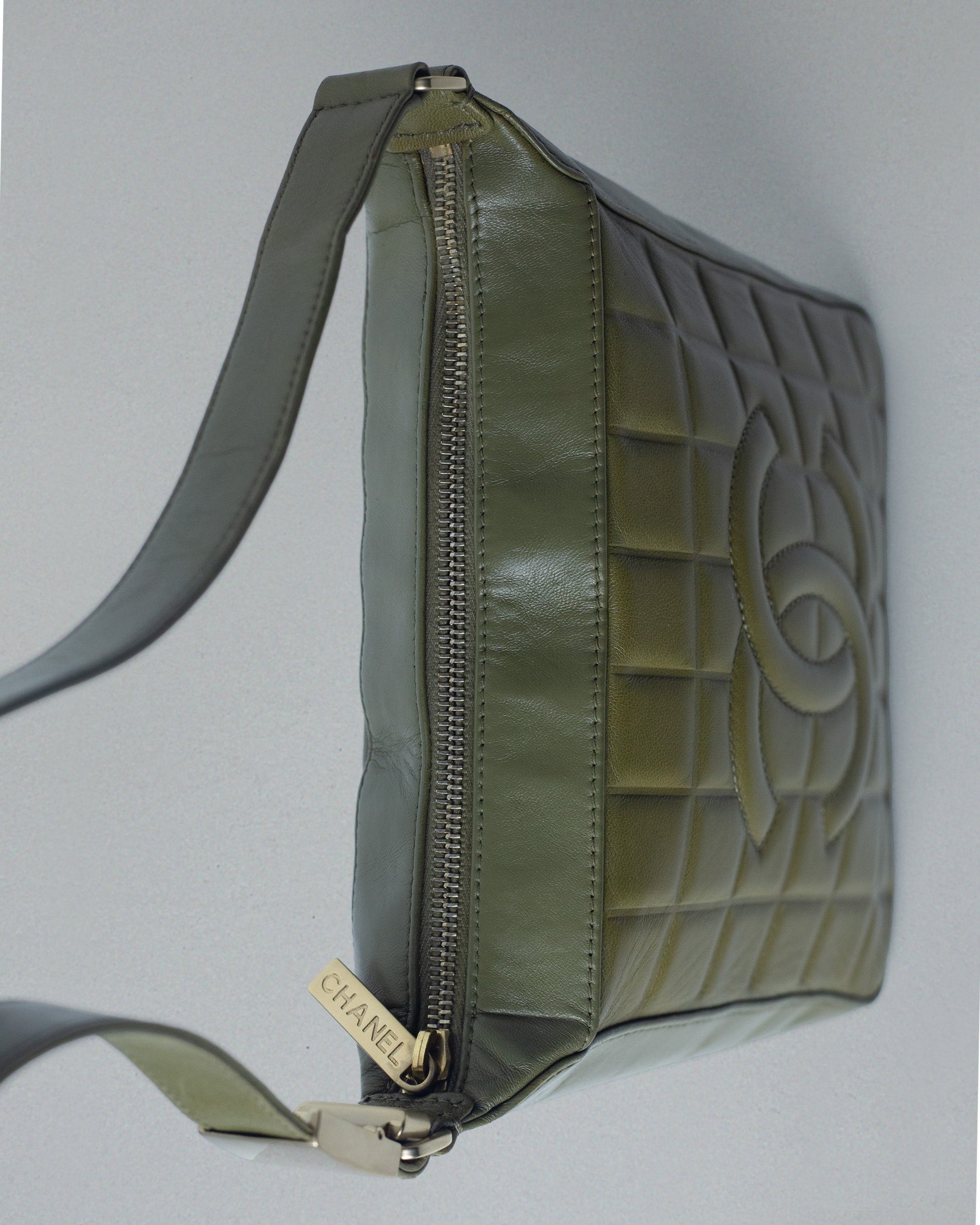 CHANEL CHOCOLATE BAR - 2002-2003